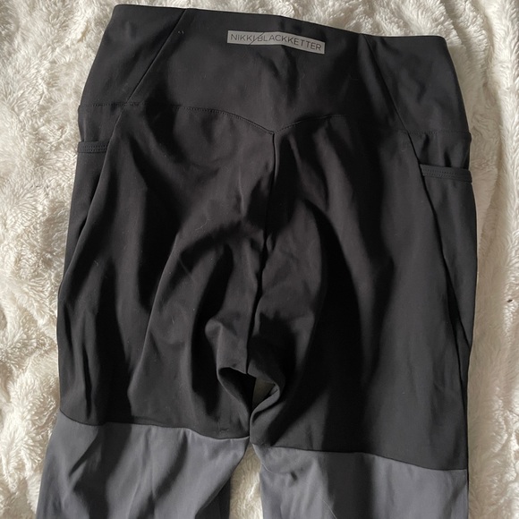 Gymshark X Nikki Blackketter Dynamic Leggings in Black Size Medium NWT - Picture 2 of 8